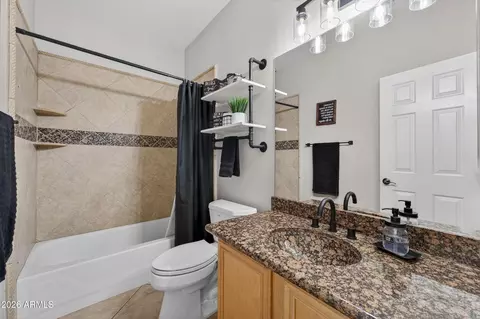 Bath - 629 E Orchid Ln, Gilbert, AZ 85296 photo 1 of 7