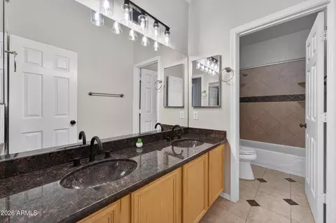 Bath - 629 E Orchid Ln, Gilbert, AZ 85296 photo 6 of 7