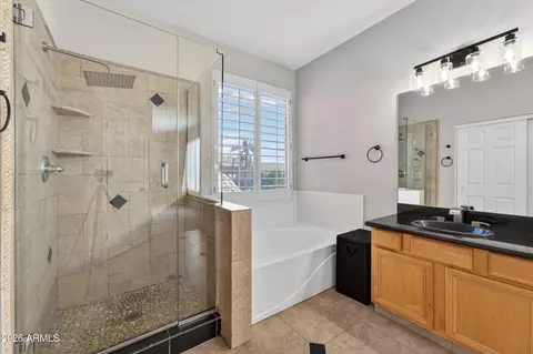Bath - 629 E Orchid Ln, Gilbert, AZ 85296 photo 5 of 7