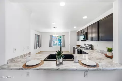 Kitchen - 10701 E Arbor Ave, Mesa, AZ 85208 photo 1 of 5