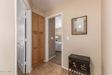 Entry Way - 4432 E Melinda Ln, Phoenix, AZ 85050 photo 2 of 2