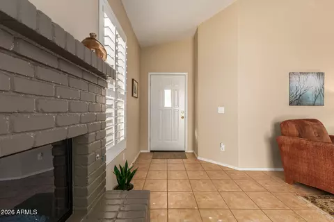 Entry Way - 4432 E Melinda Ln, Phoenix, AZ 85050 photo 1 of 2