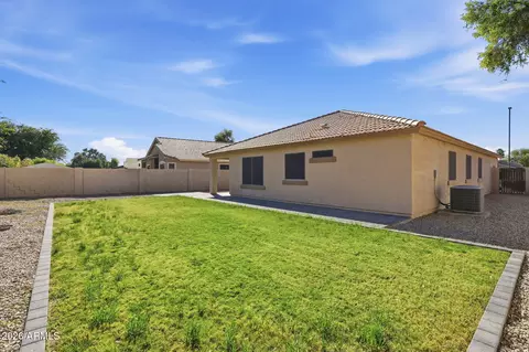 Exterior - 3296 E Warbler Rd, Gilbert, AZ 85297 photo 6 of 7