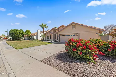 Exterior - 1213 E Divot Dr, Tempe, AZ 85283 photo 2 of 9