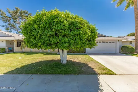 10731 W Salem Dr, Sun City, AZ 85351