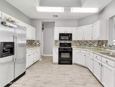 Kitchen - 7006 E Jensen St #57, Mesa, AZ 85207 photo 1 of 3