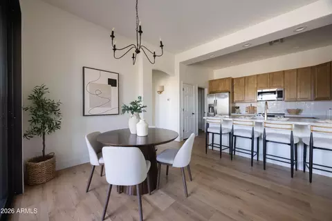 Dining - 3131 E Legacy Dr #2076, Phoenix, AZ 85042 photo 2 of 5