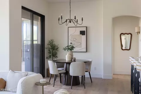 Dining - 3131 E Legacy Dr #2076, Phoenix, AZ 85042 photo 3 of 5