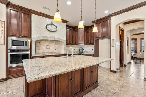 Kitchen - 2822 E Constance Way, Phoenix, AZ 85042 photo 2 of 6