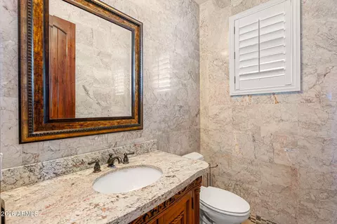 Bath - 2822 E Constance Way, Phoenix, AZ 85042 photo 7 of 8