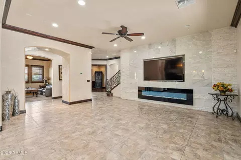 Living - 2822 E Constance Way, Phoenix, AZ 85042 photo 2 of 4
