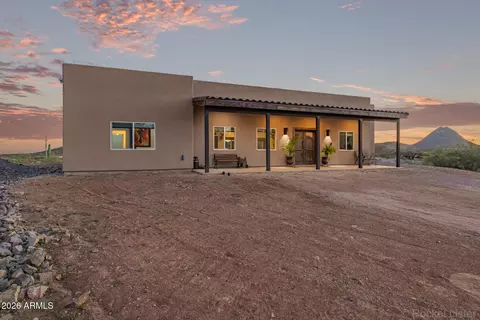 48148 N 16th Ln, New River, AZ 85087