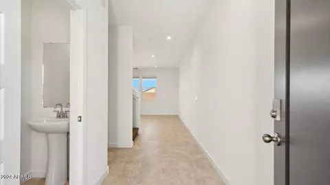 Entry Way - 9086 S Corona Ave, Apache Junction, AZ 85120 photo 11 of 13