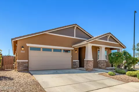 Exterior - 2209 E Meadowview Ct, Gilbert, AZ 85298 photo 3 of 10