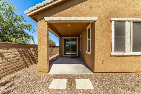 Exterior - 2209 E Meadowview Ct, Gilbert, AZ 85298 photo 5 of 10