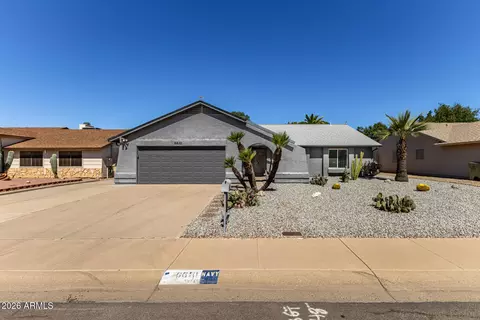 6610 W Turquoise Ave, Glendale, AZ 85302