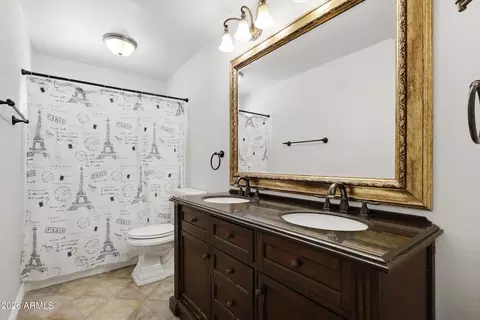 Bath - 35 E Canterbury Ct, Phoenix, AZ 85022 photo 4 of 4