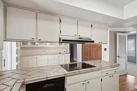 Kitchen - 35 E Canterbury Ct, Phoenix, AZ 85022 photo 5 of 5