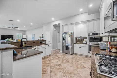 Kitchen - 5005 W Range Mule Dr, Phoenix, AZ 85083 photo 1 of 3
