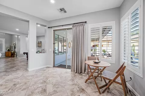 Dining - 5005 W Range Mule Dr, Phoenix, AZ 85083 photo 1 of 6