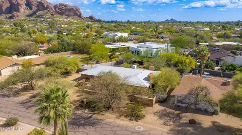 View/Area - 4219 E Rancho Dr, Phoenix, AZ 85018 photo 2 of 5