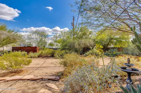 Exterior - 4219 E Rancho Dr, Phoenix, AZ 85018 photo 3 of 8