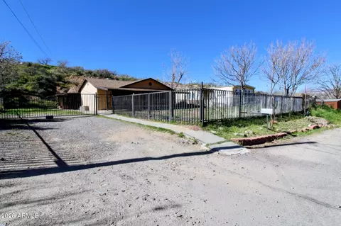 Exterior - 5733 E Globe Cyn, Globe, AZ 85501 photo 5 of 10