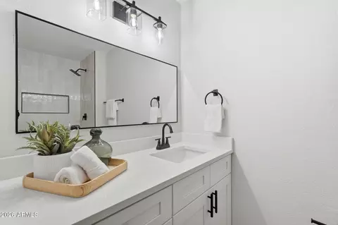 Bath - 930 S Dobson Rd #83, Mesa, AZ 85202 photo 1 of 3