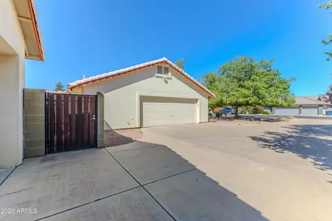 Exterior - 2765 El Moro Ave, Mesa, AZ 85204 photo 6 of 15