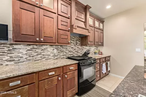 Kitchen - 2765 El Moro Ave, Mesa, AZ 85204 photo 3 of 5