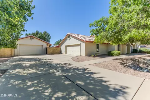 Exterior - 2765 El Moro Ave, Mesa, AZ 85204 photo 4 of 15