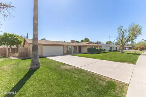 1319 W Lawrence Ln, Phoenix, AZ 85021