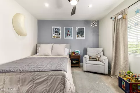 Bedroom - 4330 E Turney Ave, Phoenix, AZ 85018 photo 5 of 6