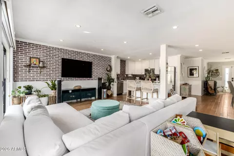 Living - 4330 E Turney Ave, Phoenix, AZ 85018 photo 1 of 3