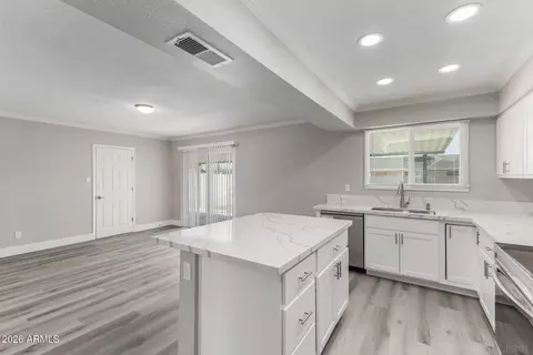 7701 W Fairmount Ave, Phoenix, AZ 85033 photo 18