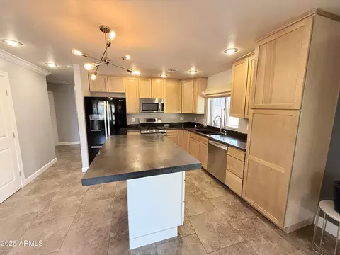 Kitchen - 3708 E Wethersfield Rd, Phoenix, AZ 85032 photo 3 of 11