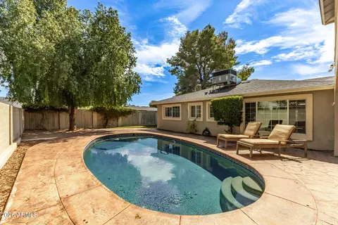 Exterior - 4956 E Clarendon Ave, Phoenix, AZ 85018 photo 5 of 5