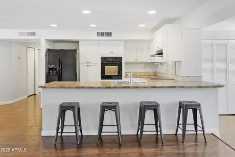 Kitchen - 3445 E Thunderbird Rd, Phoenix, AZ 85032 photo 5 of 5