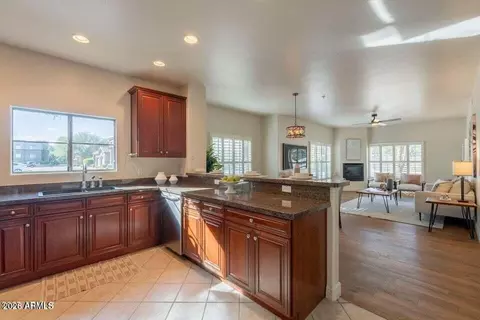 5450 E Deer Valley Dr #1208, Phoenix, AZ 85054