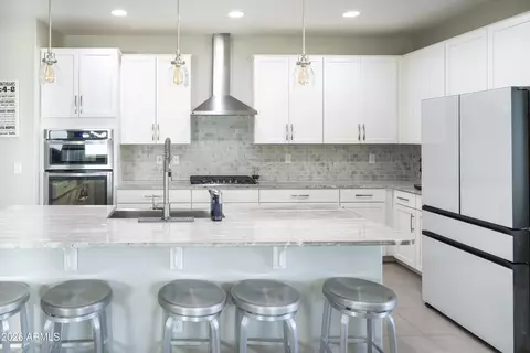Kitchen - 5011 E Greenway St, Mesa, AZ 85205 photo 2 of 3