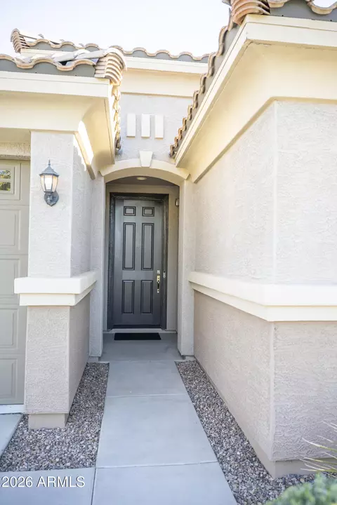 Entry Way - 5011 E Greenway St, Mesa, AZ 85205 photo 1 of 5