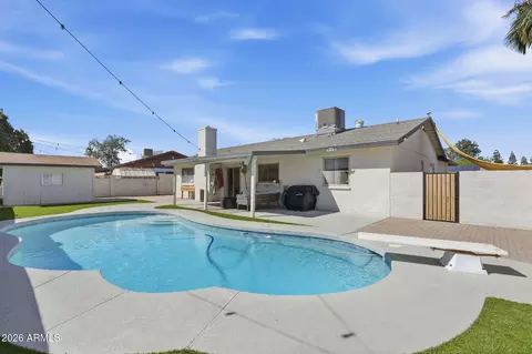 Exterior - 2109 W Oraibi Dr, Phoenix, AZ 85027 photo 7 of 7