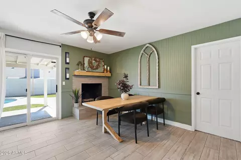 Dining - 2109 W Oraibi Dr, Phoenix, AZ 85027 photo 1 of 4