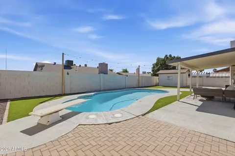 Exterior - 2109 W Oraibi Dr, Phoenix, AZ 85027 photo 6 of 7