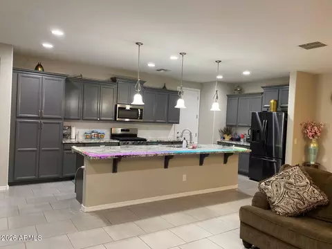 11562 W Levi Dr, Avondale, AZ 85323