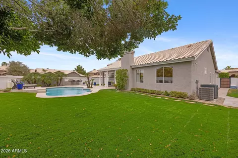 Exterior - 16008 S 38th Way, Phoenix, AZ 85048 photo 9 of 14