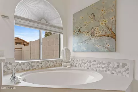 Bath - 16008 S 38th Way, Phoenix, AZ 85048 photo 4 of 6