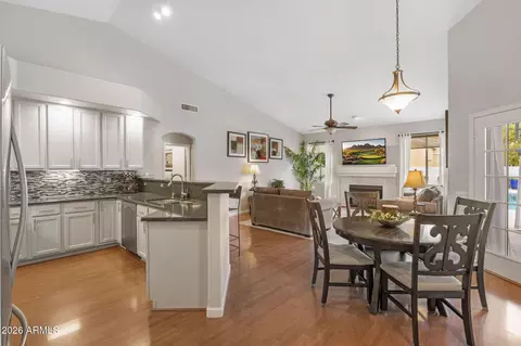 Kitchen - 16008 S 38th Way, Phoenix, AZ 85048 photo 2 of 4