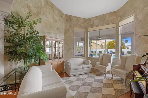 Living - 16008 S 38th Way, Phoenix, AZ 85048 photo 2 of 6