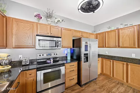 Kitchen - 838 S Huish Dr, Gilbert, AZ 85296 photo 3 of 4
